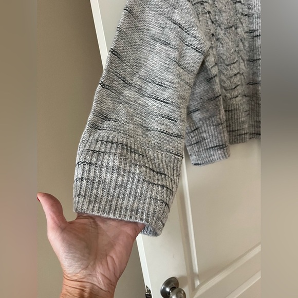 Sanctuary Acrylic Blend Gray Cable Knot Turtleneck Sweater Women’s size Small - Picture 10 of 15